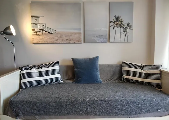 Bonavista Bright Sea View With Balcony Calella