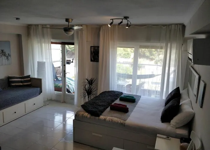 Bonavista Bright Sea View With Balcony 아파트 칼레라